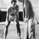 Leni Riefenstahlová - Leni Riefenstahlová mluví s americkým olympijským šampionem Glennem MORRISEM – commons-wikimedia