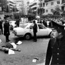 Únos Aldo Mora 1978 - Nastražená past na Via Fani ráno 16. března 1978. Mario Moretti řídil Fiat 128 s poznávací značkou CD, která blokovala auta Aldo Moro a doprovod-wikipedia