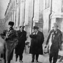 Grigorij Zinovjev - Představitelé Sovětského svazu na fotografii pořízené v Kremlu v dubnu 1925 – Stalin, Rykov, Kameněv a Zinovjev –
