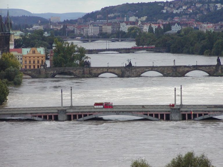 povoden, povodne, zaplavy