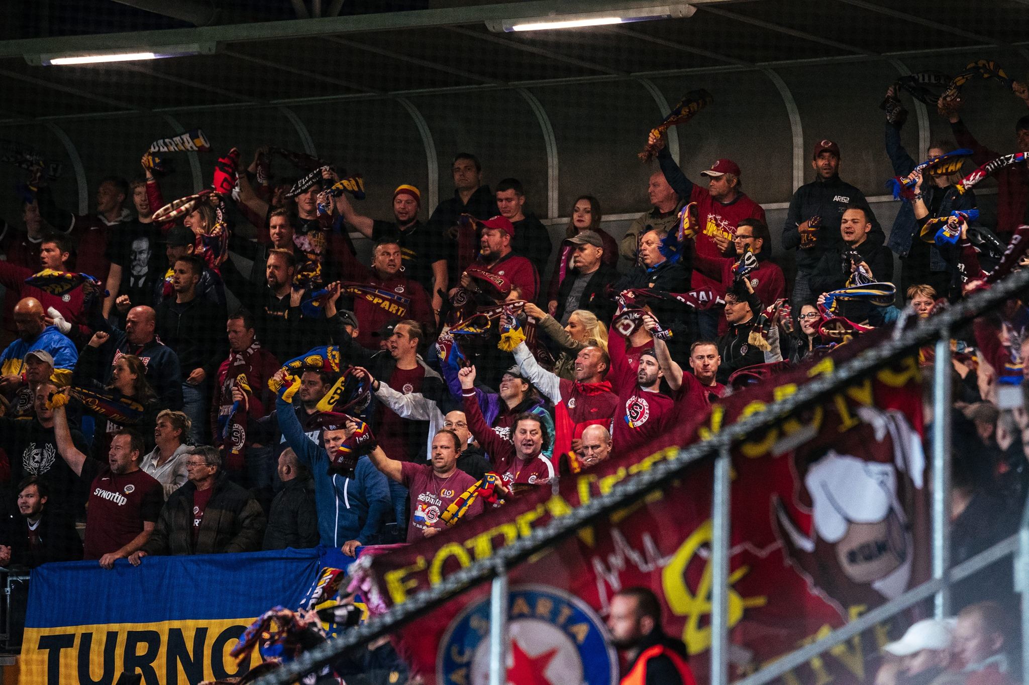 Kotel na Letné bude příště prázdný! Disciplinární komise rozdělovala tresty za derby a naprázdno nevyšla ani Slavia