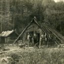Arseňjev - Účastníci první tajné výpravy v tajze. V.K. Arseňjev – zcela vlevo (sedící) – wikipedie