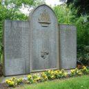 Vlčí muž Haarmann - Hannover_cemetery_stoecken_grave_Fritz_Haarmann_victims