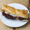 Dotek Francie v srdci Pražských Vinohrad - _m13Baguette au prosciutto