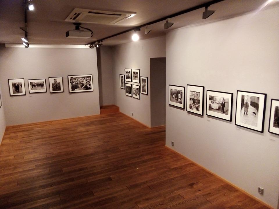 Fotografie Josefa Chuchmy Výseky (z normalizace) zachycují život 70. a 80. let