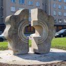 Zdena Fibichová a Vladimír Preclík - 4 kamenný kěvět 71 kámen, wikimedia