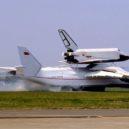 Buran - Antonov An-225 a Buran při přistání- wikipedia