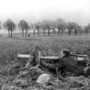 Generál Weidling a obrana Berlína 1945 - vor Berlin, Volkssturm mit Panzerabwehrwaffe