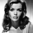 Larry King - Deanna Lund (1937 – 2018) – pouze snoubenka Larryho Kinga – wikipedia