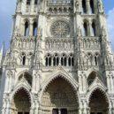 Svatý Bohumír - Fasáda katedrály Amiens – WIKIPEDIE