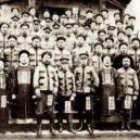 Císařovna Cch’-si - Noví armádní důstojníci (1906) – wikipedia