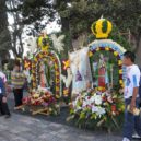 Zjevení Panny Marie Guadalupské - Ročně navštíví baziliku Baziliku de Guadalupe v Mexico city okolo 20 milionů věřících z celého světa – wikipedie