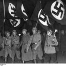Generál vojsk SS Hermann Höfle - Aufmarsch am Abend der Machtergreifung Hitlers