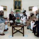 Sovětská invaze do Afghánistánu 1978 - Americký prezident Ronald Reagan se v roce 1983 setkal v Bílém domě s afghánskými mudžahedíny – wikipedie