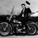 Elvis Presley - Elvis Presley a Harley-Davidson – 1956 – wikimedia.commons