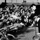 Elvis Presley - Elvis v Tupelo (stát Mississippi) – 1956 – wikimedia.commons –