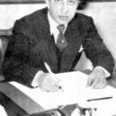 Fahrelnissa Zeid - Faisal II. (1935 až 1958), poslední irácký král. Popraven během revoluce 14. července 1958 spolu s mnoha členy své rodiny-wikipedie