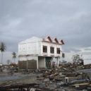 Tsunami 2004 - 050101-D-0000B-074