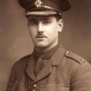 Rudyard Kipling - John Kipling jediný syn Rudyarda Kiplingy. Padl v první světové válce roce 1915 – wikipedia
