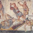 Konec gladiátorských her - Mozaika s portréty a jmény gladiátorů ze 4. století n. l. – wikipedie