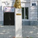 Ostrovskij - Památník N. Ostrovského na Ukrajině-wikipedia