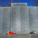Lockerbie 1988 - Památník na hřbitově Dryfesdale – wikipedia