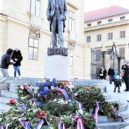 Otakar Španiel - 7c DSC03086 masaryk socha hrad