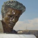 James Dean - Bust of James Dean with Hollywood Sign in Background – Griffith Observatory – Los Angeles, CA – USA -wikimedia.commons –