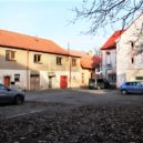 Vyklízení dvora u radotínské Koruny - Dvur-u-Koruny-vyklizeni-1