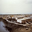 Pandemie hrozí - Ein Armenviertel in Guayaquil, Ecuador in dem 1992 eine Choleraepidemie ausgebrochen war. Public Domain – wikimedia.commons
