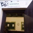 Provizorní kavárna ve Všenorech - FOTO ZAPAD Ve Všenorech se provizorně otevřela kavárna na vlakové zastávce – foto AC5