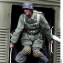 Junkers - Frankreich, Fallschirmjäger vor Absprung – 21.6.1944 – wikimedia.commons