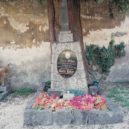 Eduard Bloch - Hrob Aloise a Klary Hitlerových v Leondingu nedaleko Lince – wikipedie