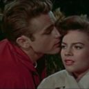 James Dean - James Dean a Natalie Wood ve filmu Rebel bez příčiny -wikimedia.commons –