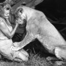 Joy a Elsa - Joy Adamsonová se lvicí Elsou – kolem roku 1958 – wikipedia