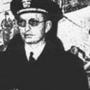 Scientologie - L. R. Hubbard roku 1943 jako námořní důstojník – wikipedie