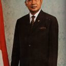 Suharto - Oficiální portrét Suharta – wikipedia