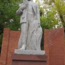 Nikolaj Ivanovič Vavilov - Památník N. Vavilova na náměstí Kirova v Saratově -wikimedia.commons –