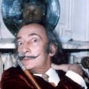 Salvádor Dalí - Salvador Dalí na fotografii Allana Warrena v roce 1972 – wikipedie