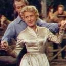 Jack Shaefer - Shane (Alan Ladd) a Marian Starrett (Jean Arthur) ve filmu Shane (1953) – wikipedia