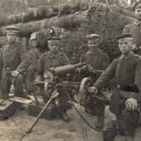 Maxim - eine deutsche 08 mit russischer Radlafette -wikimedia-commons –