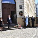 Pamětní deska generála Josefa Dudy - 1 duda bez názvu