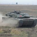Masakr na ranči Waco - Ariete_tank_of_the_Italian_Army – sekta, masakr