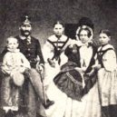 Hruschka a medomet - včelař, včelařství Hruschka_Family