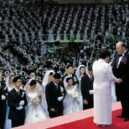 Son-mjong Mun - Moon presides over a mass blessing ceremony in 2010 – wikipedia