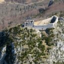 Montségur - kataři Château_de_Montségur_-_vue_aérienne