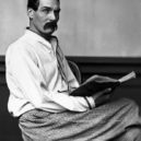 Sir Richard Francis Burton - cestovatel, vědec, Velká Británie Richard_Francis_Burton_by_Rischgitz,_1864 – kopie