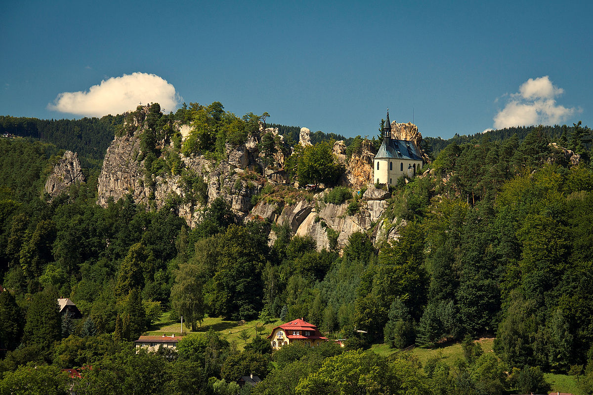 Lidé respektují zákazy. Ne každý má ale přírodu hned za domem