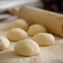 I pizza z trouby může být jako z Itálie - pizza testo