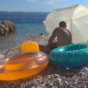 Homolkovi jedou na Jadran. Chorvaté české dovolenkáře milují a zvou je k moři - choravatsko_plaz_m